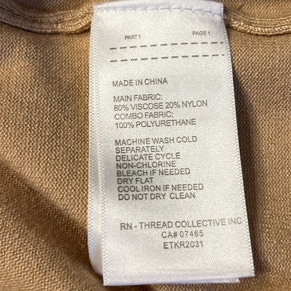 NEW Ellen Tracy Faux Leather Trim V-Neck Sweater in Sand - Picture 11 of 14